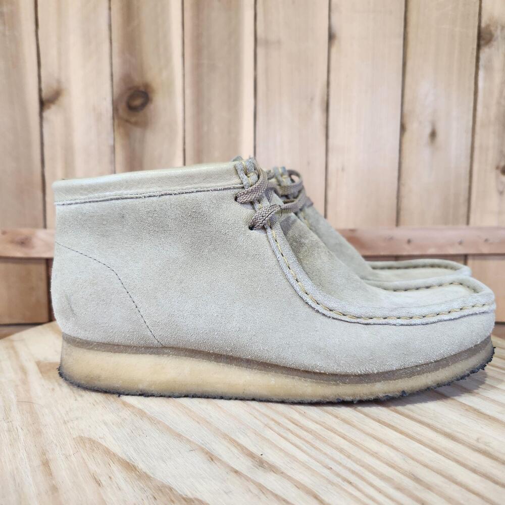 Clarks Originals Wallabee Suede Chukka Boots Mens 8 Beige Leather Crepe Sole